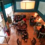 عضو کمیسیون فرهنگی مجلس: «کافیشاپها هیچ دستاورد فرهنگی ندارند» ۵٫ Cafe Bamdad کافه بامداد